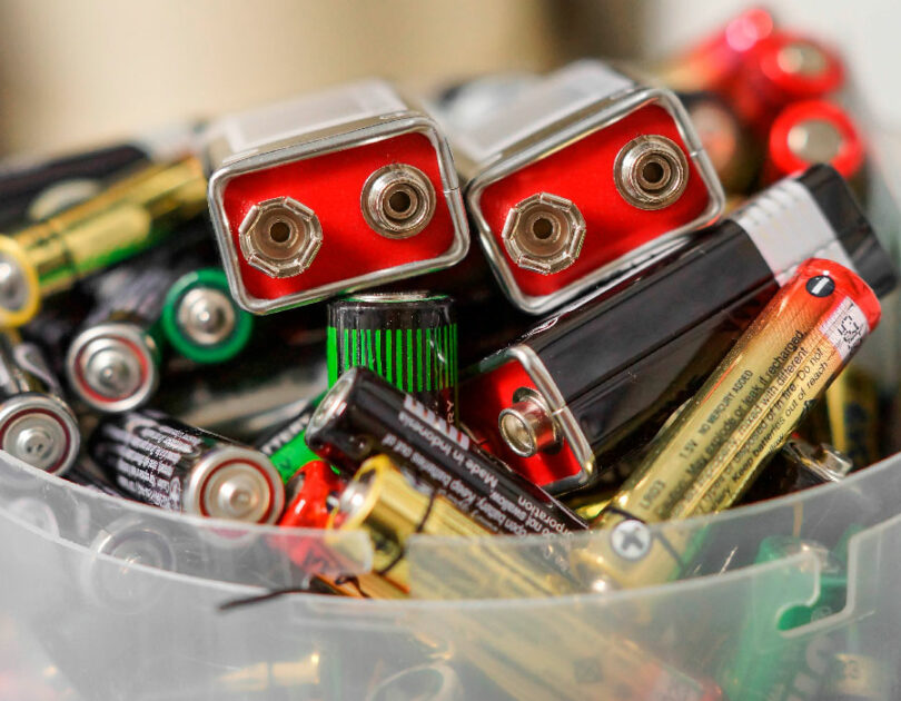 Avez-vous retiré les piles et les batteries de vos appareils usagés ? -  Blog - Recupel